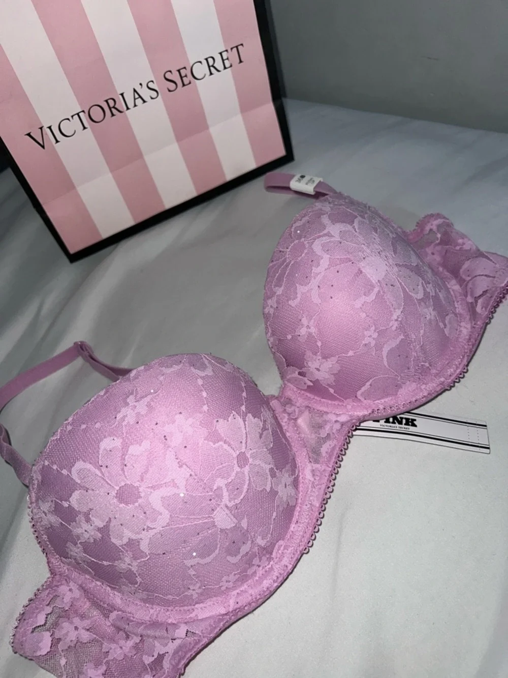 Victoria's Secret Pink Lace Push-Up Bra - Picture 2 of 9